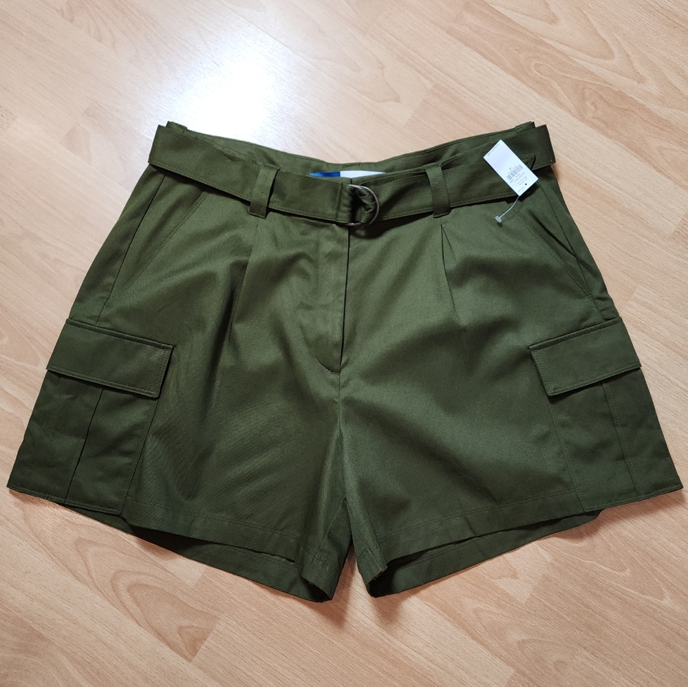 NWT Old Navy Green‎ Cargo Highrise Pleat Belted Shorts Flowy Twill Size 16